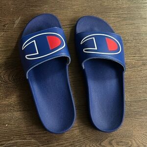 Men Size 9 Champion Slides